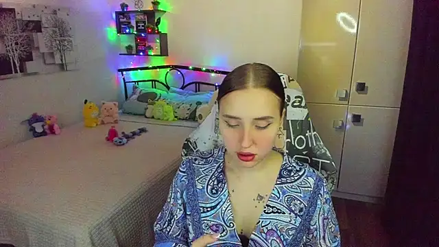 LinaTruly online show from 03/12/26, 10:05