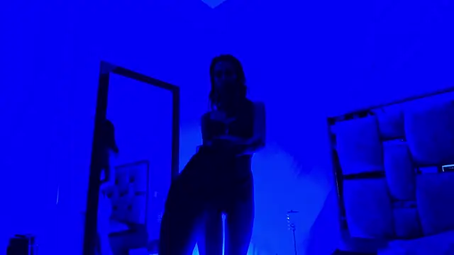 jolie lov online show from 02/14/25, 01:40