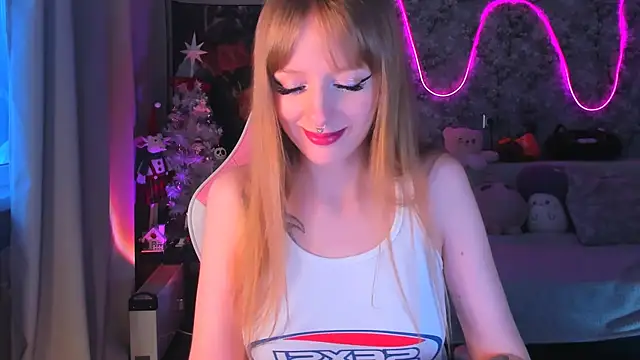 Inma Lewdness online show from 01/08/25, 11:43