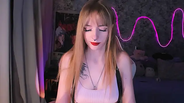 Inma Lewdness online show from 02/15/25, 09:15