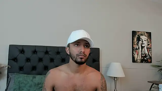 Robin Rief online show from 09/20/25, 03:29