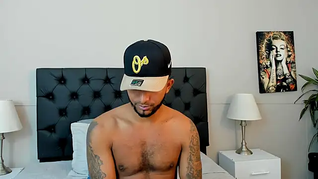 Robin Rief online show from 10/09/25, 03:26