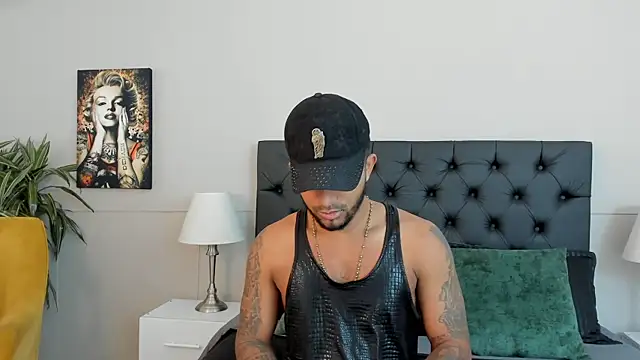 Robin Rief online show from 10/14/25, 03:40