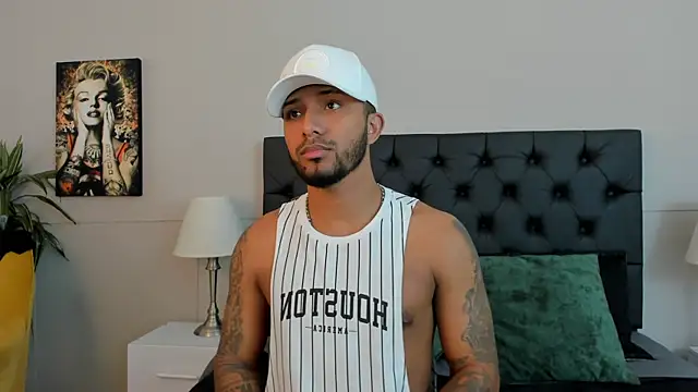 Robin Rief online show from 10/16/25, 03:51