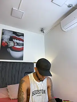 Snapshot of Robin_Rief chatting on 02/12/26, 04:51 Robin Rief online show from 02/12/26, 04:51