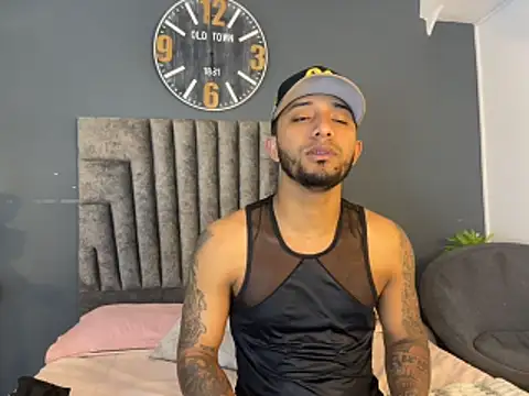 Robin Rief online show from 03/15/26, 08:04