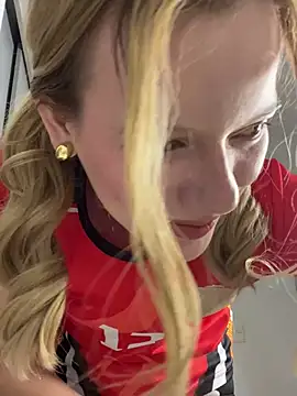 NicoleCut online show from 01/25/25, 11:23