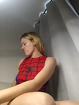 NicoleCut online show from 01/26/25, 05:13