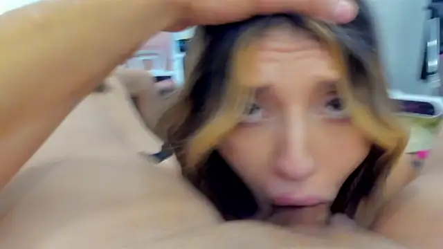 Snapshot of savage_sweethearts chatting on 03/13/25, 06:48 savage sweethearts online show from 03/13/25, 06:48