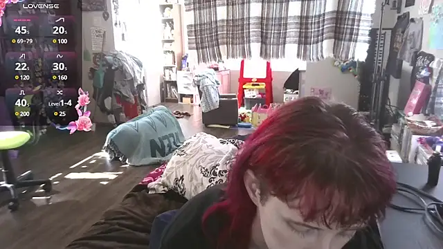 Snapshot of _hellostormy_ chatting on 02/19/25, 05:16 hellostormy online show from 02/19/25, 05:16