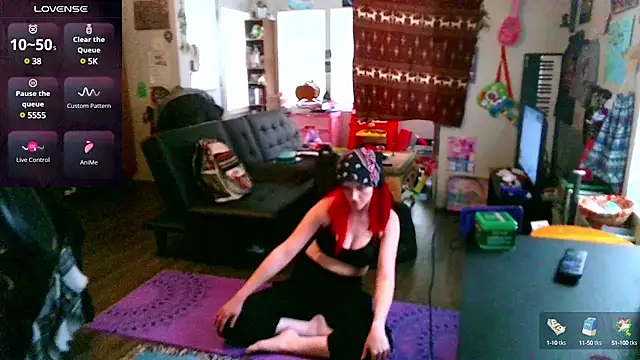 Snapshot of _hellostormy_ chatting on 03/15/25, 08:32 hellostormy online show from 03/15/25, 08:32