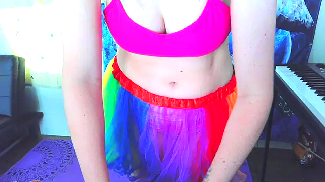 Snapshot of _hellostormy_ chatting on 10/03/25, 04:48 hellostormy online show from 10/03/25, 04:48