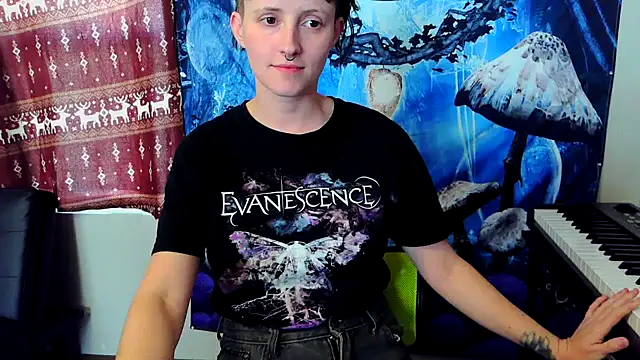 Snapshot of _hellostormy_ chatting on 10/22/25, 04:51 hellostormy online show from 10/22/25, 04:51