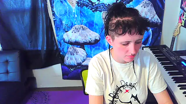 Snapshot of _hellostormy_ chatting on 11/03/25, 03:57 hellostormy online show from 11/03/25, 03:57