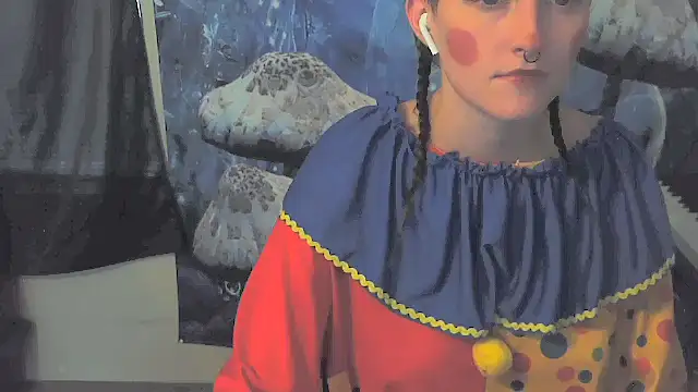 Snapshot of _hellostormy_ chatting on 11/10/25, 06:29 hellostormy online show from 11/10/25, 06:29