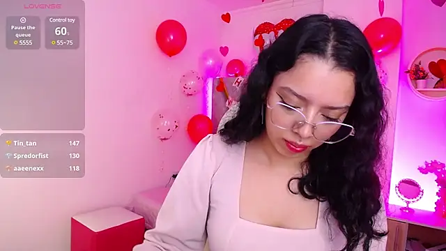 Aurora Brownn online show from 02/09/25, 03:43