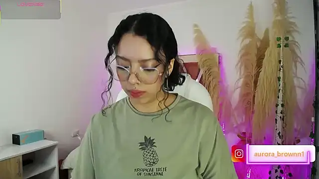 Aurora Brownn online show from 09/15/25, 01:16