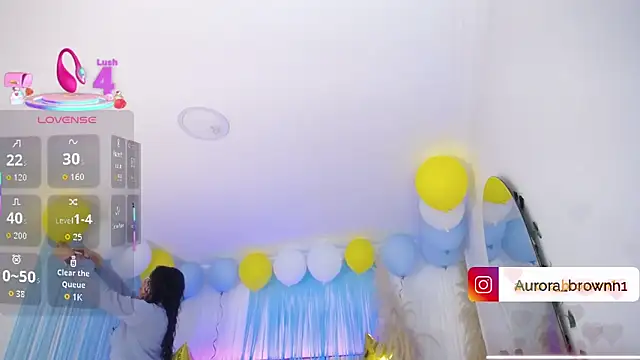 Aurora Brownn online show from 10/07/25, 04:42