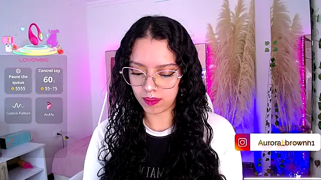 Aurora Brownn online show from 10/21/25, 04:24