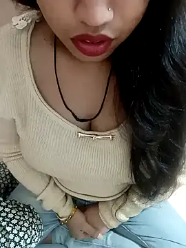 Snapshot of Haniya-143 chatting on 12/12/24, 08:14 Haniya-143 online show from 12/12/24, 08:14