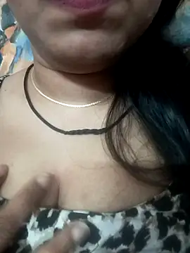 Snapshot of Haniya-143 chatting on 02/11/25, 08:31 Haniya-143 online show from 02/11/25, 08:31