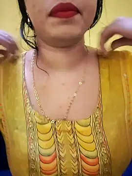 Snapshot of Haniya-143 chatting on 10/10/25, 09:25 Haniya-143 online show from 10/10/25, 09:25