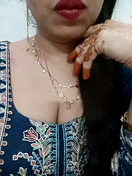 Haniya-143 online show from 03/28/26, 11:04