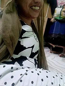 Haniya-143 online show from 05/23/26, 01:48