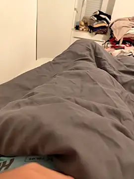 Snapshot of ariel-rick chatting on 09/09/25, 09:03 ariel-rick online show from 09/09/25, 09:03