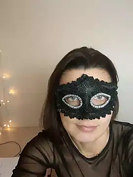 Snapshot of Magic__smile chatting on 12/25/24, 02:23 Magic smile online show from 12/25/24, 02:23