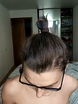 Snapshot of Magic__smile chatting on 02/08/25, 04:47 Magic smile online show from 02/08/25, 04:47