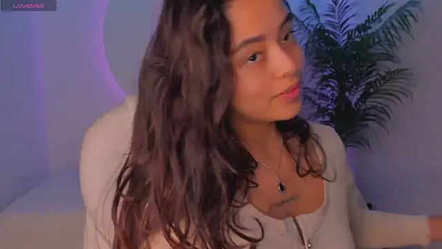 Snapshot of Ariana_Pierce chatting on 10/29/25, 12:29 Ariana Pierce online show from 10/29/25, 12:29