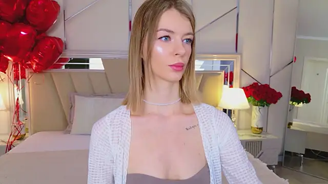 MeganMour online show from 02/11/26, 05:07