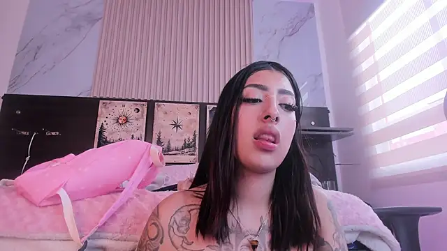 misscheelsee online show from 02/05/25, 08:57