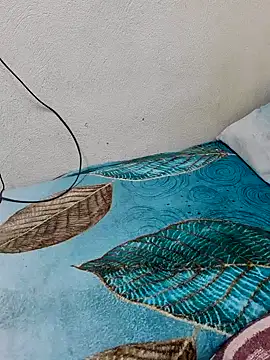 Snapshot of Linda-53 chatting on 01/26/25, 06:27 Linda-53 online show from 01/26/25, 06:27