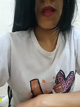 Snapshot of Linda-53 chatting on 02/23/25, 03:08 Linda-53 online show from 02/23/25, 03:08