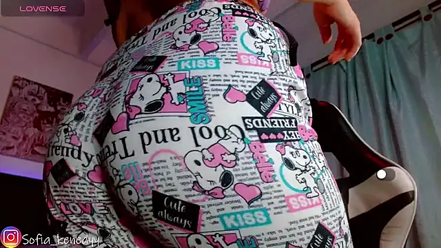 Sofia kenedyy online show from 03/18/25, 12:16