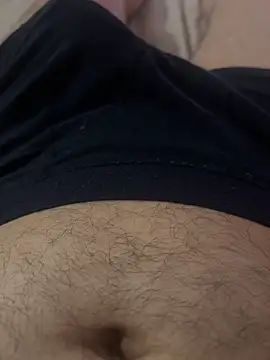 Snapshot of YamiSukehiro1 chatting on 02/15/26, 01:13 YamiSukehiro1 online show from 02/15/26, 01:13