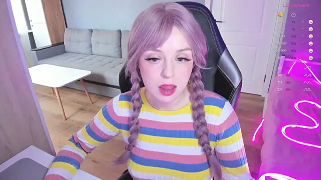 Amy honey angel online show from 10/10/25, 11:20