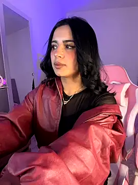 Emily-14 online show from 09/13/25, 03:50