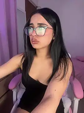 Emily-14 online show from 12/20/25, 08:21