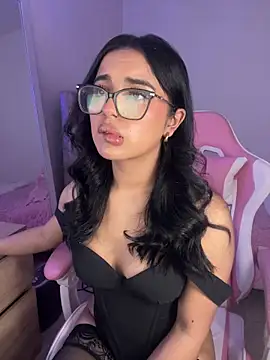 Emily-14 online show from 04/06/26, 03:48