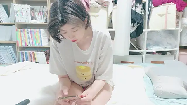 Snapshot of morikawa_sayaka chatting on 07/05/26, 11:34 morikawa sayaka online show from 07/05/26, 11:34