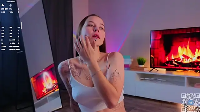 FalineDowlen online show from 11/26/25, 01:39