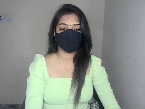 kritikadoll online show from 04/15/26, 05:25