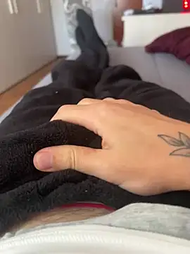 93moro online show from 12/28/24, 11:09