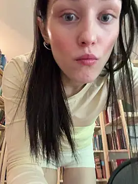 Mia Mia M online show from 06/11/26, 05:11