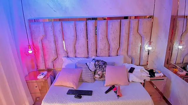 giorgia 13 online show from 09/27/25, 08:25