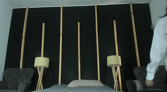 Snapshot of vampy_dolll chatting on 12/22/24, 03:33 vampy dolll online show from 12/22/24, 03:33