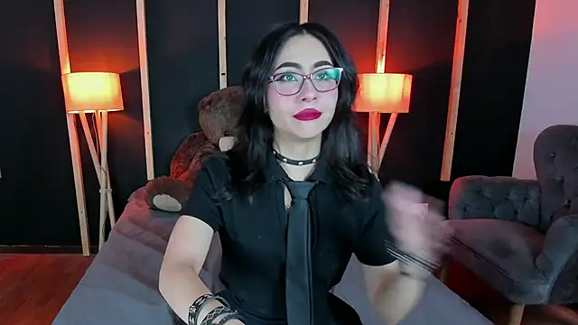 Snapshot of vampy_dolll chatting on 01/17/25, 12:52 vampy dolll online show from 01/17/25, 12:52